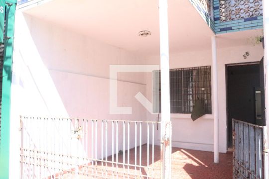 Fachada de casa à venda com 2 quartos, 80m² em Vila Romana, São Paulo