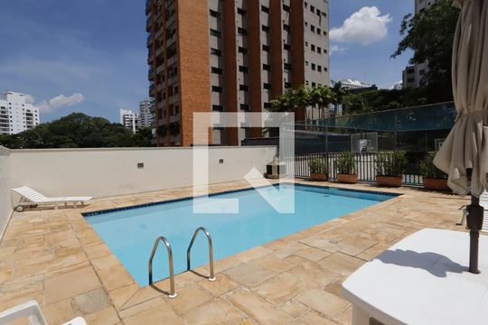 Área comum - Piscina de apartamento à venda com 3 quartos, 251m² em Real Parque, São Paulo