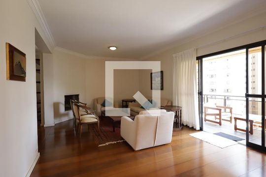 Sala de apartamento à venda com 3 quartos, 251m² em Real Parque, São Paulo