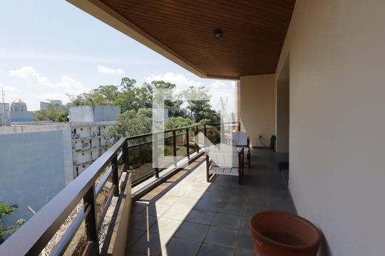 Varanda da Sala de apartamento à venda com 3 quartos, 251m² em Real Parque, São Paulo