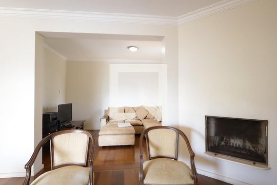 Sala de apartamento à venda com 3 quartos, 251m² em Real Parque, São Paulo