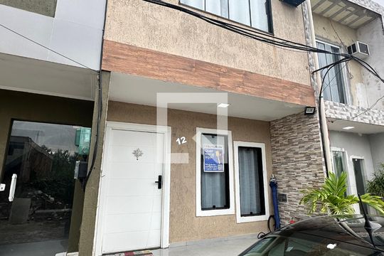 Fachada de casa de condomínio à venda com 2 quartos, 120m² em Vargem Pequena, Rio de Janeiro