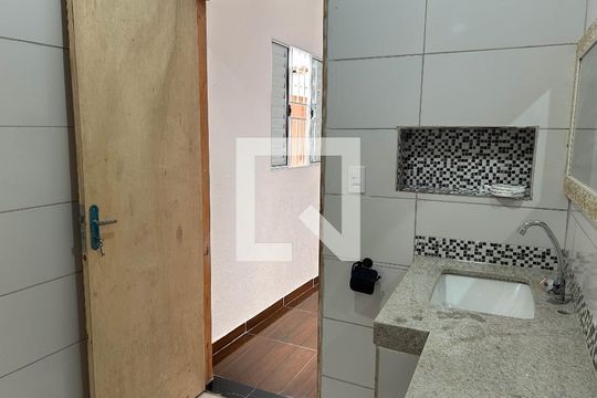 Banheiro da Suíte de casa para alugar com 3 quartos, 200m² em Jardim Proença, Campinas