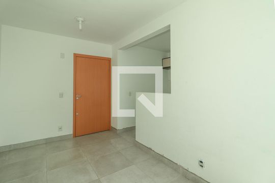 Sala de apartamento à venda com 2 quartos, 46m² em Humaitá, Porto Alegre