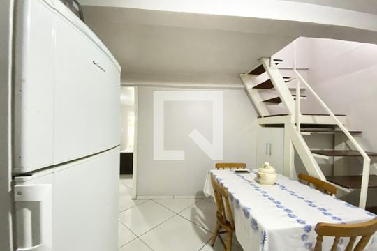 Cozinha e Área de Serviço de casa à venda com 3 quartos, 92m² em Loteamento Parque Recreio, São Leopoldo