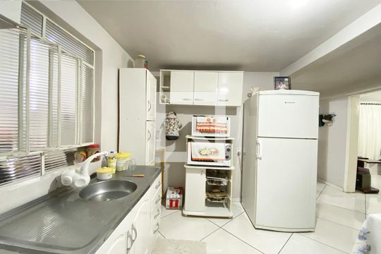Cozinha e Área de Serviço de casa à venda com 3 quartos, 92m² em Loteamento Parque Recreio, São Leopoldo