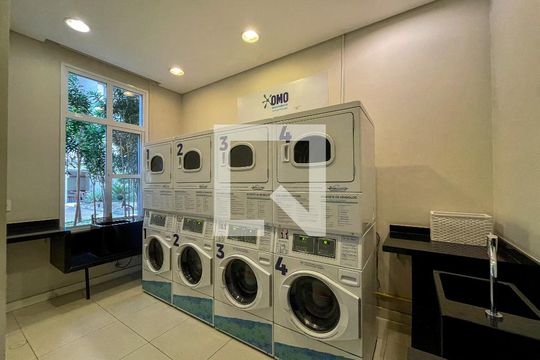 Area Comum - Lavanderia de kitnet/studio para alugar com 1 quarto, 38m² em Jardim Flor da Montanha, Guarulhos
