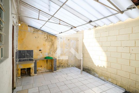 Quintal e área de serviço de casa para alugar com 1 quarto, 70m² em Rudge Ramos, São Bernardo do Campo