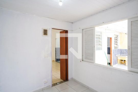 Quarto de casa para alugar com 1 quarto, 70m² em Rudge Ramos, São Bernardo do Campo