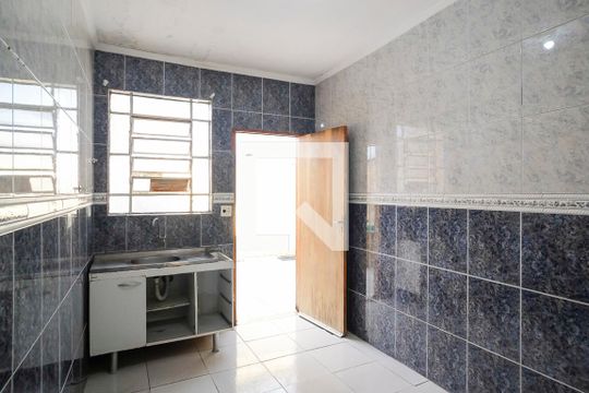 Cozinha de casa para alugar com 1 quarto, 70m² em Rudge Ramos, São Bernardo do Campo