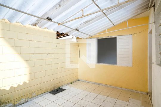 Quintal e área de serviço de casa para alugar com 1 quarto, 70m² em Rudge Ramos, São Bernardo do Campo