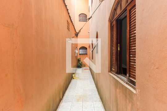 Corredor Externo Casa 1 de casa à venda com 4 quartos, 153m² em Jardim Nossa Senhora do Carmo, São Paulo