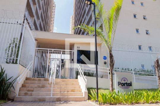 Fachada de apartamento à venda com 1 quarto, 28m² em Socorro, São Paulo