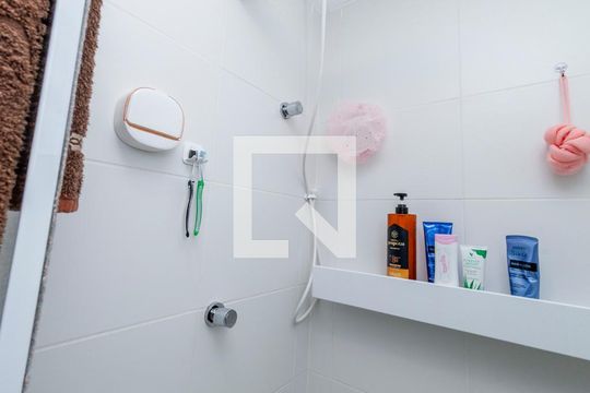 Banheiro da Suíte de apartamento à venda com 1 quarto, 28m² em Socorro, São Paulo