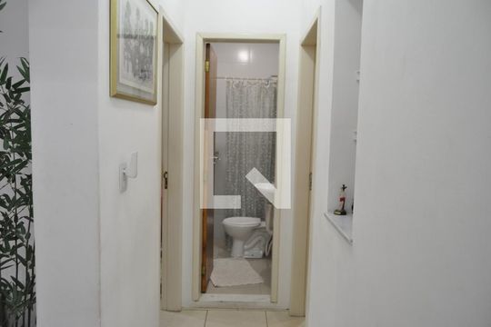 Corredor de casa de condomínio à venda com 5 quartos, 200m² em Todos Os Santos, Rio de Janeiro