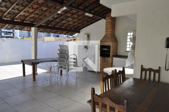 Área comum de casa de condomínio à venda com 5 quartos, 200m² em Todos Os Santos, Rio de Janeiro