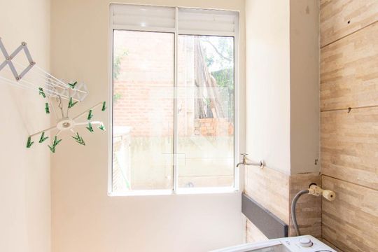 Área de Serviço de apartamento para alugar com 2 quartos, 42m² em Fátima, Canoas