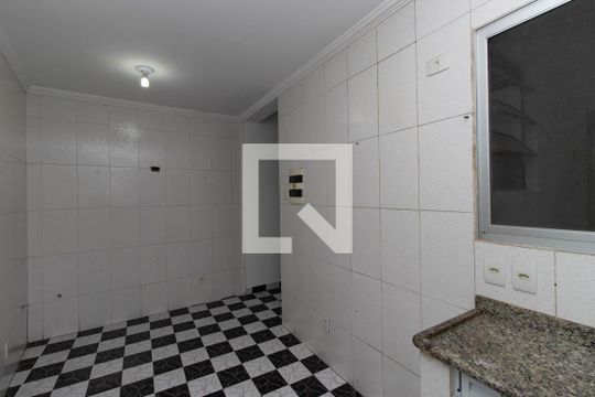 Cozinha de casa para alugar com 2 quartos, 100m² em Vila Mazzei, São Paulo
