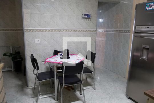 Cozinha de casa à venda com 5 quartos, 274m² em Padroeira, Osasco