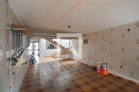 Garagem de casa à venda com 3 quartos, 195m² em Rudge Ramos, São Bernardo do Campo