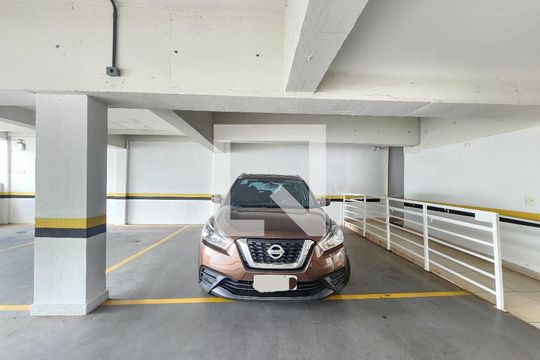 Área comum - Garagem de apartamento para alugar com 3 quartos, 117m² em Sagrada Família, Belo Horizonte
