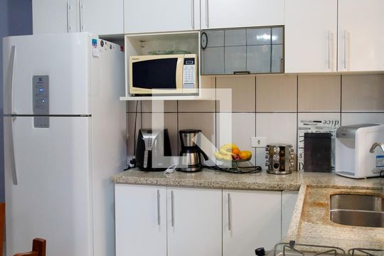 cozinha de casa à venda com 4 quartos, 207m² em Santo Antônio, Osasco