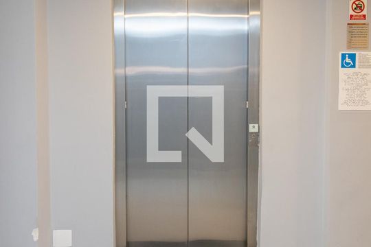 Área comum - Elevador de apartamento para alugar com 2 quartos, 36m² em Cidade Patriarca, São Paulo