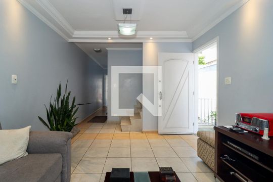 Sala de casa à venda com 3 quartos, 145m² em Jardim Monte Kemel, São Paulo