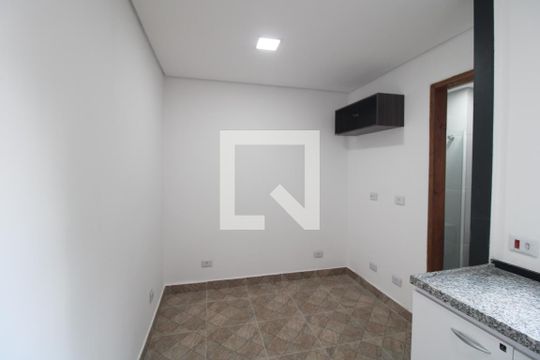 Kitnet/Studio para alugar com 1 quarto, 18m² em Vila Castelo, São Paulo