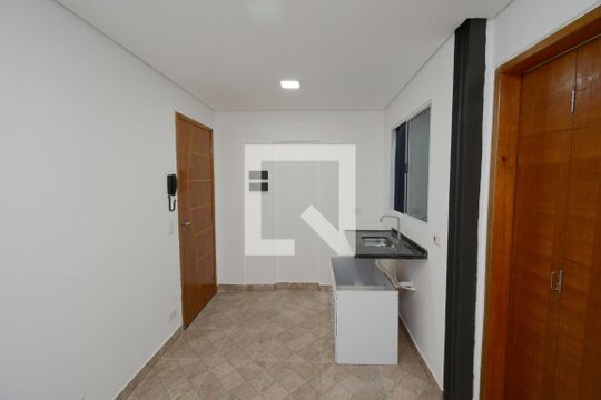 Studio de kitnet/studio para alugar com 1 quarto, 18m² em Vila Castelo, São Paulo
