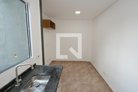 Studio de kitnet/studio para alugar com 1 quarto, 18m² em Vila Castelo, São Paulo