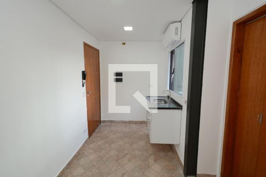 Studio de kitnet/studio para alugar com 1 quarto, 18m² em Vila Castelo, São Paulo