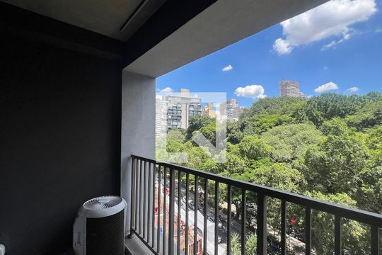 Varanda de kitnet/studio à venda com 1 quarto, 23m² em Cerqueira César, São Paulo