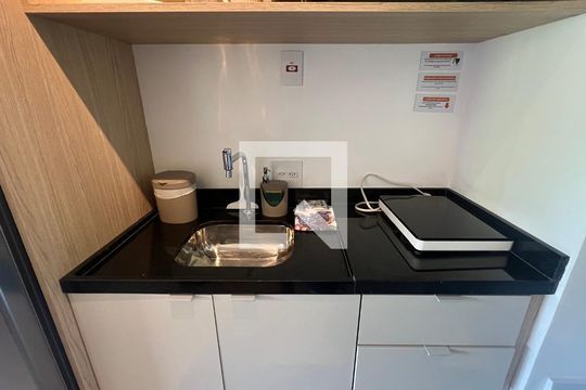Cozinha de kitnet/studio à venda com 1 quarto, 23m² em Cerqueira César, São Paulo