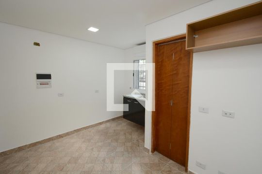 Studio de kitnet/studio para alugar com 1 quarto, 18m² em Vila Castelo, São Paulo