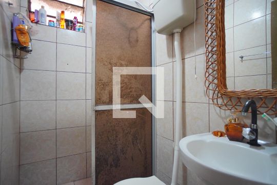 Banheiro Corredor de apartamento à venda com 2 quartos, 43m² em Rubem Berta, Porto Alegre