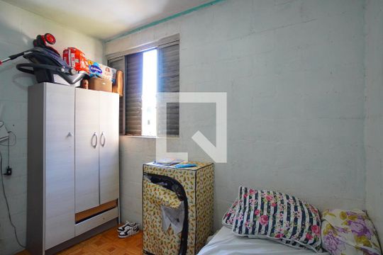 Quarto 2 de apartamento à venda com 2 quartos, 43m² em Rubem Berta, Porto Alegre