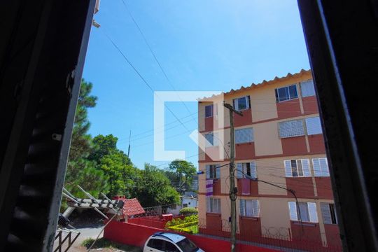 Sala Cozinha - Vista de apartamento à venda com 2 quartos, 43m² em Rubem Berta, Porto Alegre