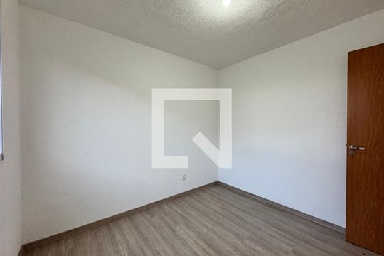 Quarto de apartamento à venda com 2 quartos, 45m² em Santos Dumont, São Leopoldo