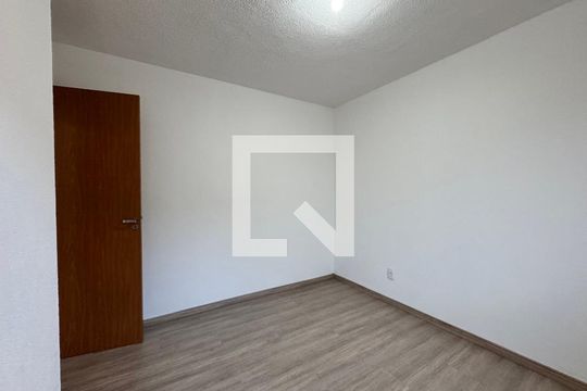 Quarto 2 de apartamento à venda com 2 quartos, 45m² em Santos Dumont, São Leopoldo