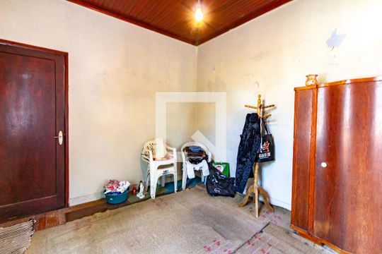 Quarto 2 de casa à venda com 3 quartos, 150m² em Cascata, Porto Alegre