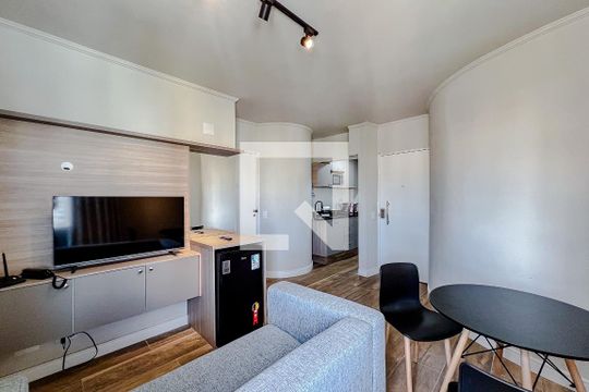 Sala de apartamento para alugar com 1 quarto, 34m² em Liberdade, São Paulo