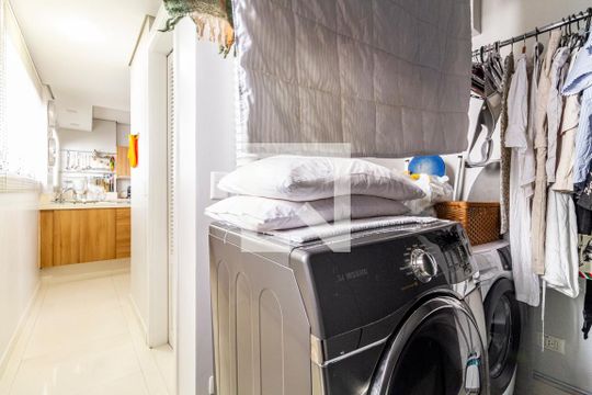 Área de Serviço de apartamento à venda com 2 quartos, 176m² em Cerqueira César, São Paulo