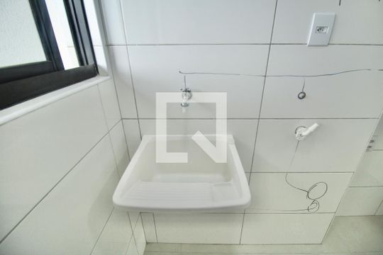 Cozinha e Área de Serviço de apartamento para alugar com 2 quartos, 61m² em Vila Laura, Salvador