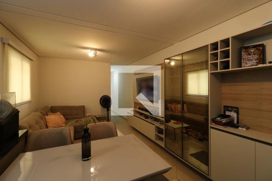 Sala de apartamento à venda com 3 quartos, 150m² em Vila Eldizia, Santo André