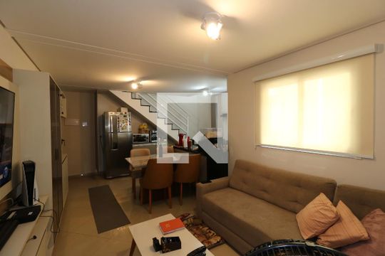 Sala de apartamento à venda com 3 quartos, 150m² em Vila Eldizia, Santo André