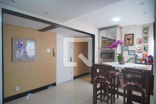 Cozinha de apartamento à venda com 3 quartos, 231m² em Centro, Novo Hamburgo