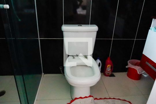Banheiro da Suíte 3 de casa à venda com 3 quartos, 120m² em Conj Res Morro Farol, Osasco