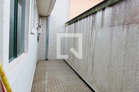 Sacada de casa à venda com 3 quartos, 120m² em Conj Res Morro Farol, Osasco