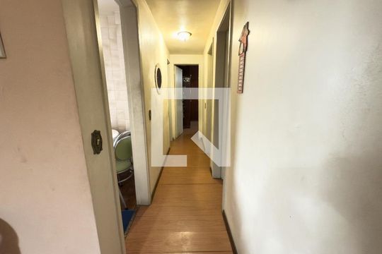 Corredor de apartamento à venda com 3 quartos, 131m² em Vila da Penha, Rio de Janeiro